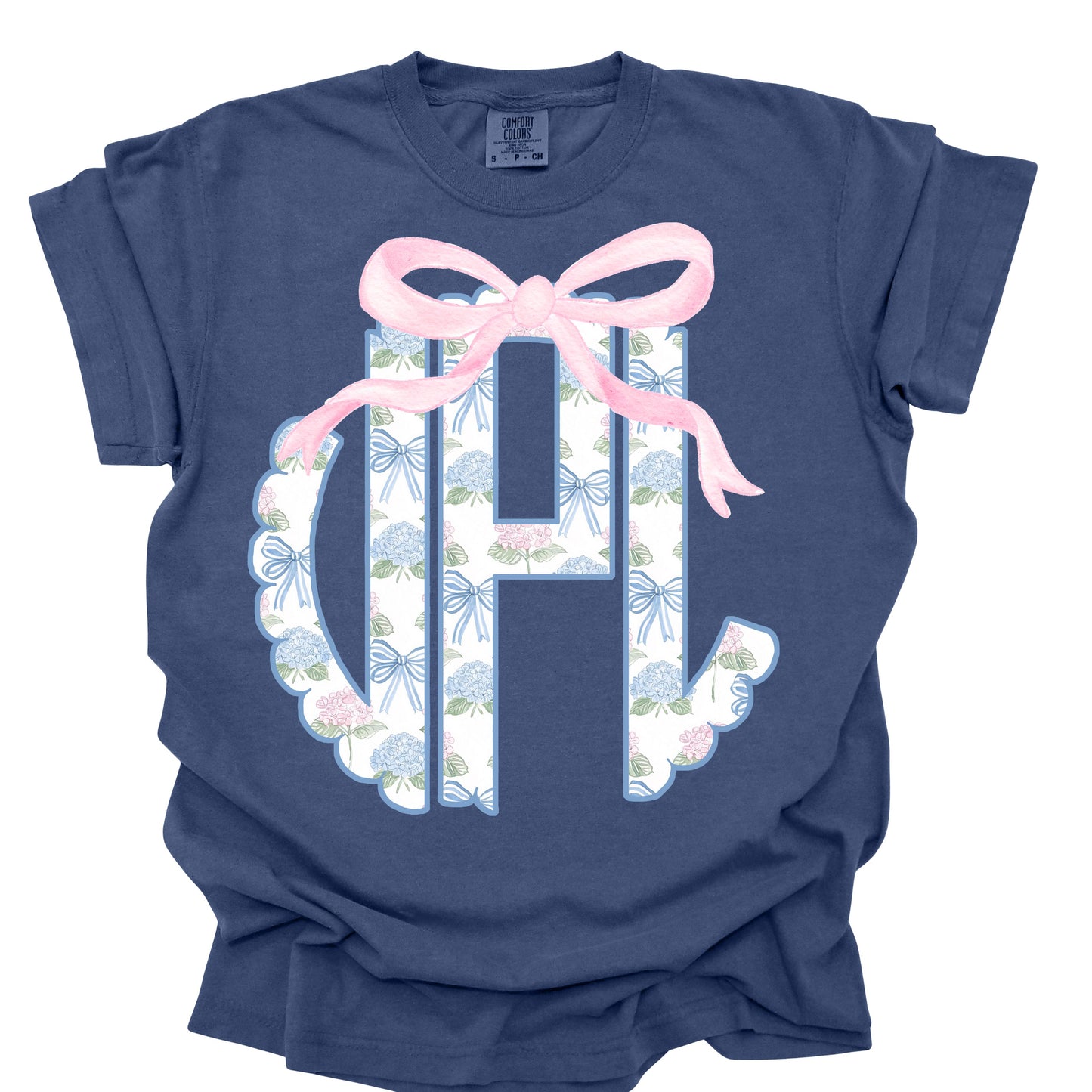 Monogram Grandmillennial scallop tee